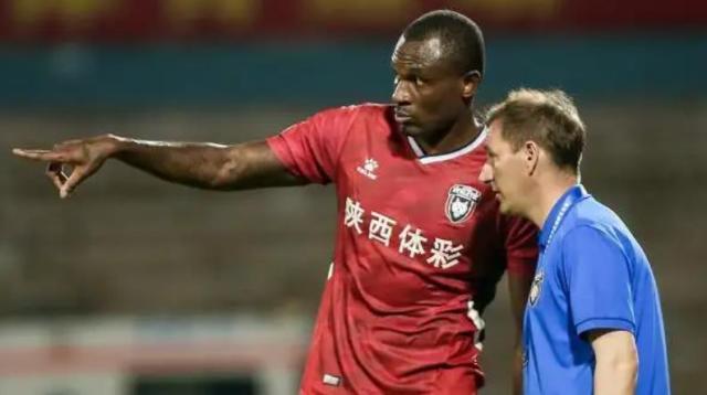 体育直播-青岛海牛完成外援第一签 奥努埃布：荣幸加盟海牛